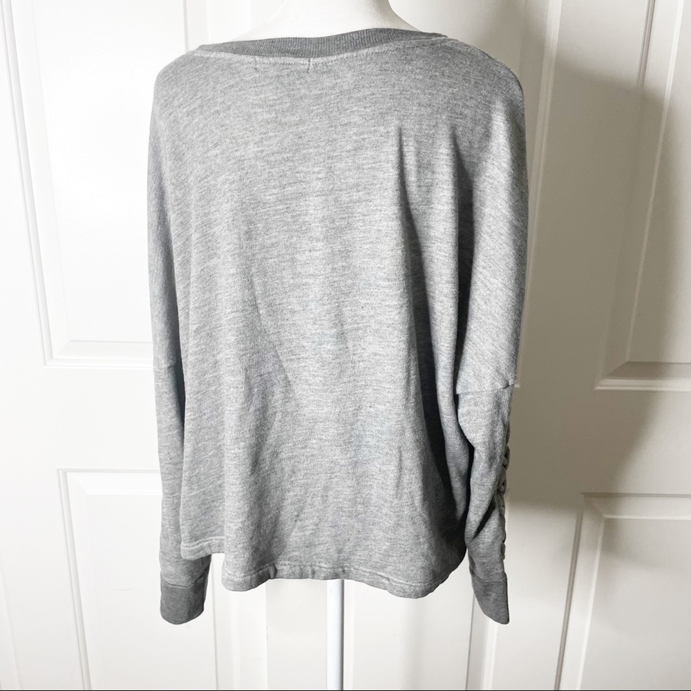 Beyond Yoga Lace Up Lasso Sleeve Sweatshirt (M) - Picture 7 of 10